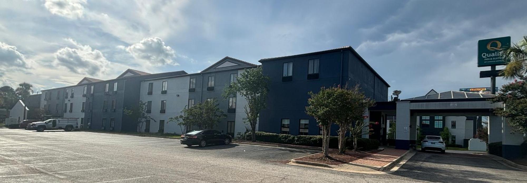 Quality Inn & Suites At Airport Blvd I-65 Mobile Eksteriør billede
