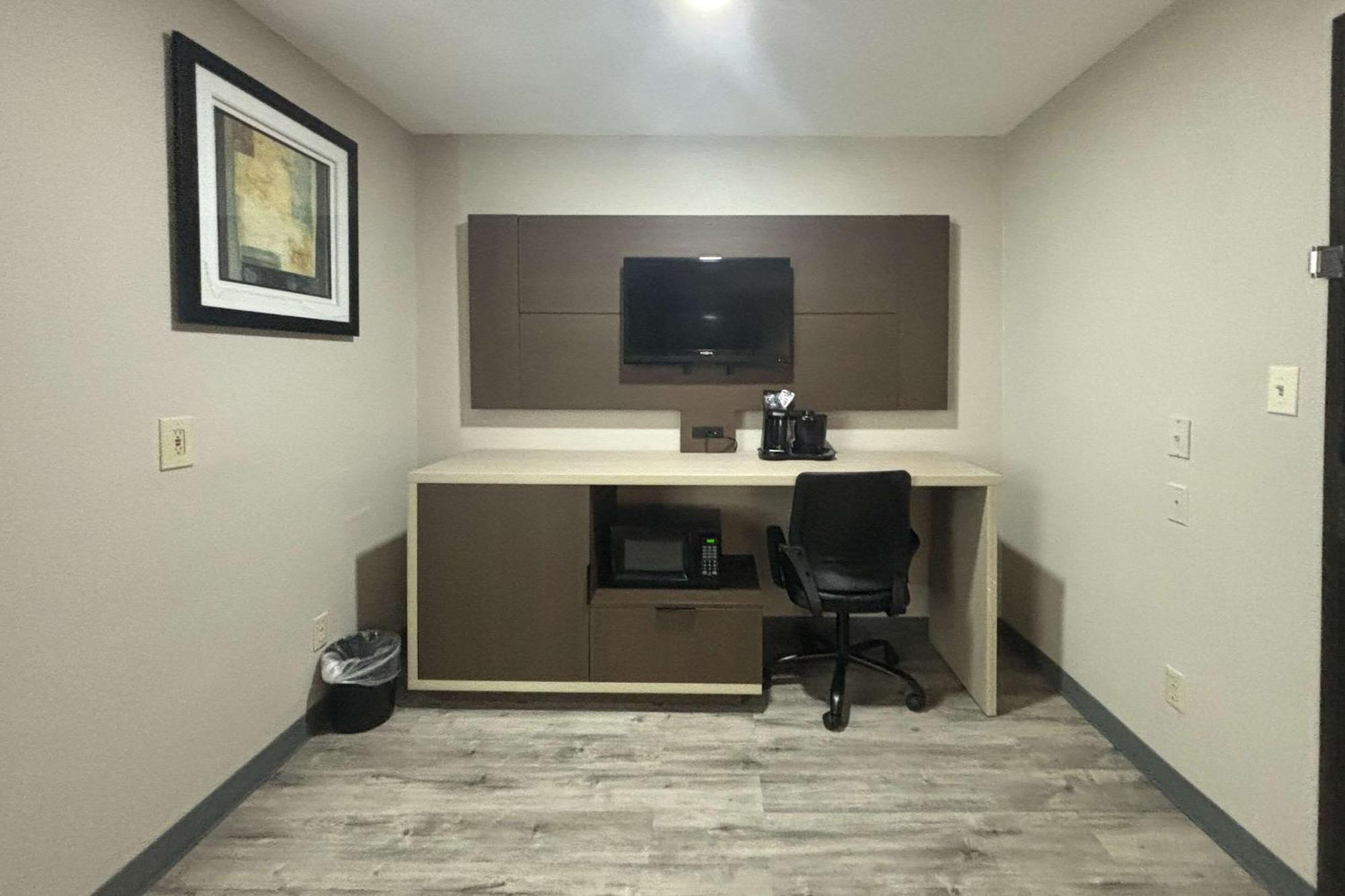 Quality Inn & Suites At Airport Blvd I-65 Mobile Eksteriør billede